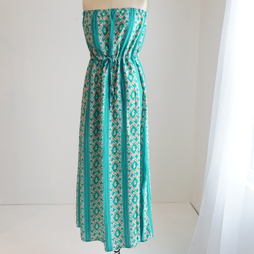 Green Pattern Strapless Maxi Dress Size Small